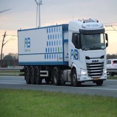 img_5096-standard-jfyqtx.jpg