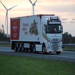 img_5165-standard-zg67ha.jpg