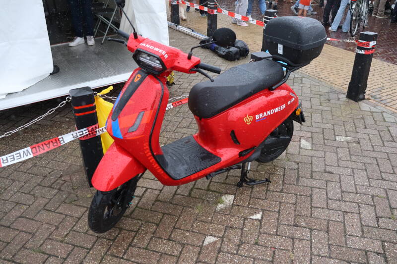 Brandweerscooter 25-ES06 VRFL
