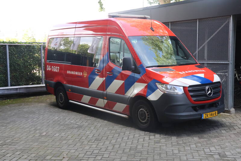 DB 04-1607 VRIJ Zwolle-Zuid