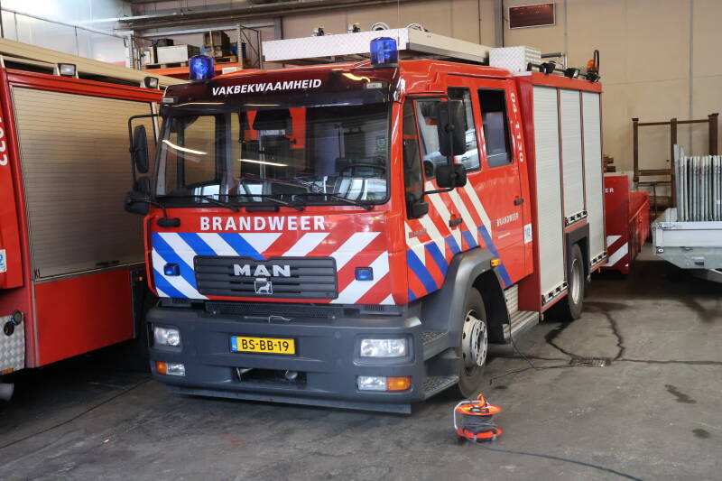 VB-TS 04-1130 VRIJ Afkomstig van Bathmen 04-2834