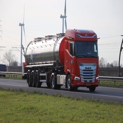 img_5517-standard-f5h4fz.jpg