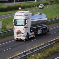 img_5916-standard.jpg