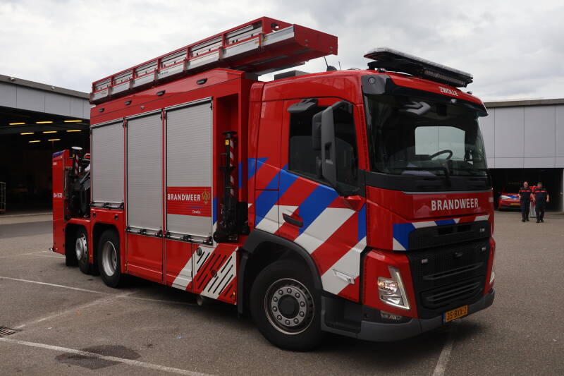 HV-KR 04-1670 VRIJ Zwolle-Zuid 