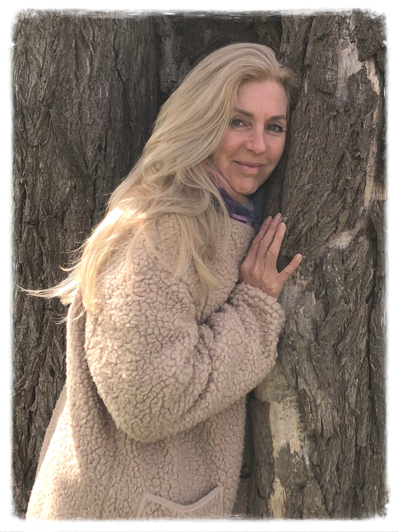 Julie Van Meckeren Oneness-Julie