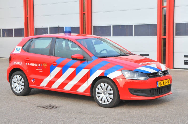 Kenteken: 07-KJH-4 Roepnummer: DA1 > 02-6502 Type voertuig: DA Merk &amp; Type: Volkswagen Polo 1,6TDi Opbouw: Visser Bouwjaar: 2009 In dienst: 2009 Uit dienst: 2023 Standplaats: Joure. Naar Schiermonnikoog