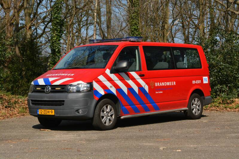 Kenteken: 12-ZDH-9 Roepnummer: 09-6501 Type voertuig: DB Merk &amp; Type: Volkswagen Transporter T5-Kombi 2,0TDi Opbouw: Bouwjaar: 2012 In dienst: 2012 Uit dienst: