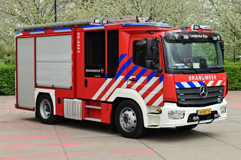 Kenteken: 14-BNT-8 Roepnummer: 09-4431 Type voertuig: TS7 LD3200 T1500 Merk &amp; Type: Mercedes Benz 1527F36[Atego] Opbouw: Ziegler Brandweertechniek Bouwjaar: 2019 In dienst: 2019 Uit dienst: Standplaats: Utrecht - Leidsche Rijn