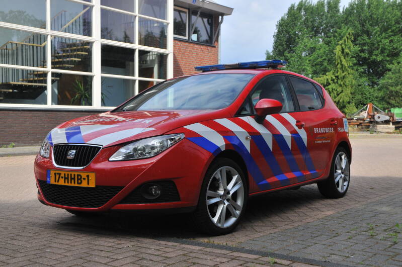 Kenteken: 17-HHB-1 Roepnummer: 16-104 Type voertuig: DA Merk &amp; Type: Seat Ibiza 1,6 Opbouw: Bouwjaar: 2008 In dienst: 2008 Uit dienst: 