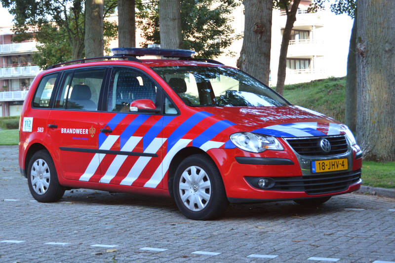 Kenteken: 18-JHV-4 Roepnummer: 16-503 > 16-9090 Type voertuig: DA-MPL Merk &amp; Type: Volkswagen Touran 1,9TDi Opbouw: Bouwjaar: 2009 In dienst: 2009 Uit dienst: 2020