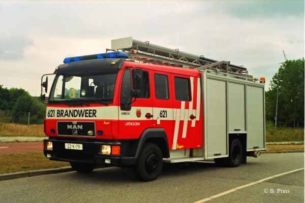 Kenteken: BD-BV-06 Roepnummer: (326) 59-621 > 13-3536 Type voertuig: TS9 LD2800 HD265 T1500 Merk &amp; Type: MAN 10.223F[L2000] Opbouw: Ziegler Brandweertechniek Bouwjaar: 1995 In dienst: 1995 Uit dienst: 2010