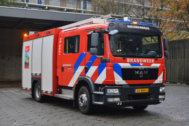 Kenteken: 25-BBH-3 Roepnummer: 62-644 > 16-3031 Type voertuig: TS7 LD3000 HD250 T2000 Merk &amp; Type: MAN 15.250BLG[TGM] Opbouw: DRV-Jöhstadt Bouwjaar: 2012 In dienst: 2012 Uit dienst: