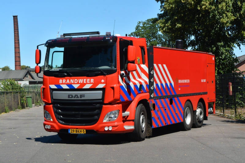 Kenteken: 29-BKH-5 Roepnummer: 06-7661 > 06-2261 Type voertuig: WT-G (LD3000 T15600) Merk &amp; Type: DAF CF370FAN520 Opbouw: IFFS-deBurgh-Schlingmann Bouwjaar: 2017 In dienst: 2018 Uit dienst: