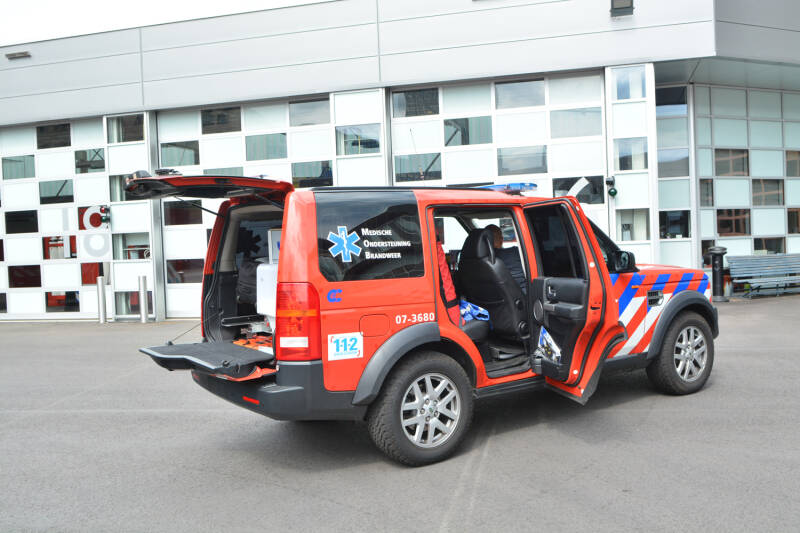 Kenteken: 35-JNZ-6 Roepnummer: 07-3680 Type voertuig: DA-FRB Merk &amp; Type: Landrover Discovery-3 Opbouw: C&amp;C-Products Bouwjaar: 2009 In dienst: 2009 Uit dienst: 2021