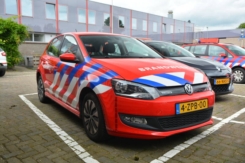 Kenteken: 4-ZPB-00 Roepnummer: Type voertuig: DA Merk &amp; Type: Volkswagen Polo 1,4TDi Opbouw: Bouwjaar: 2015 In dienst: 2015. Regionaal inzetbaar.