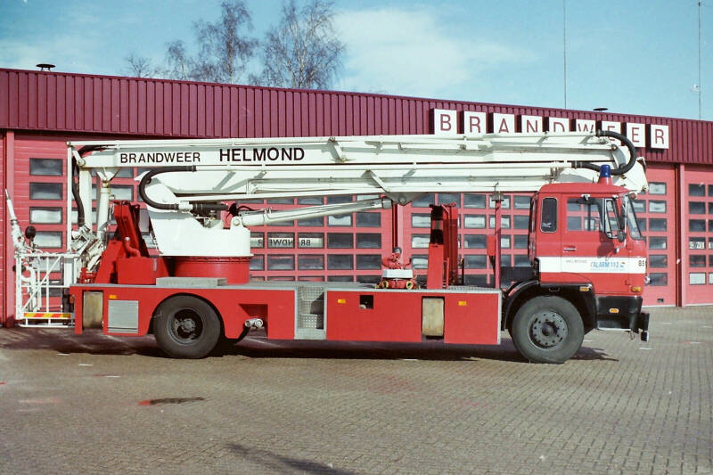 Kenteken: 40-05-RB Roepnummer: 741 > 851 Type voertuig: HW-22 Merk &amp; Type: DAF FF2200DHU525 Opbouw: Custers-MMD Bouwjaar: 1976 In dienst: 1976 Uit dienst: 2000