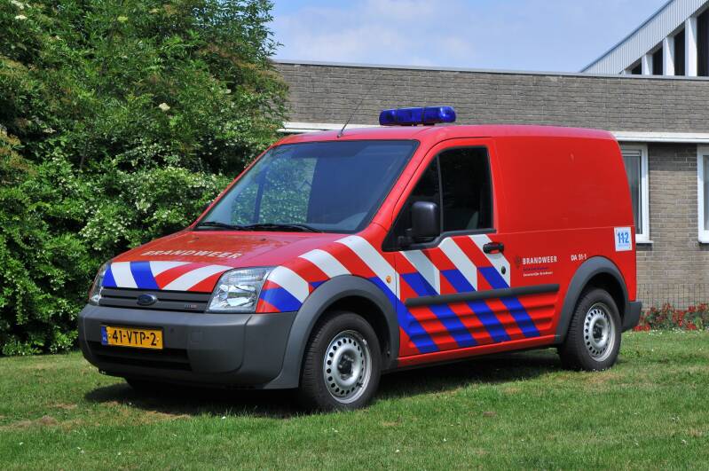 Kenteken: 41-VTP-2 Roepnummer: TD50-1 > DA51-1 Type voertuig: PM2 (-TD) Merk &amp; Type: Ford Transit Connect-Van 1,8TDCi Opbouw: Bouwjaar: 2008 In dienst: 2008 Uit dienst: 2014 Standplaats: Coloradoweg