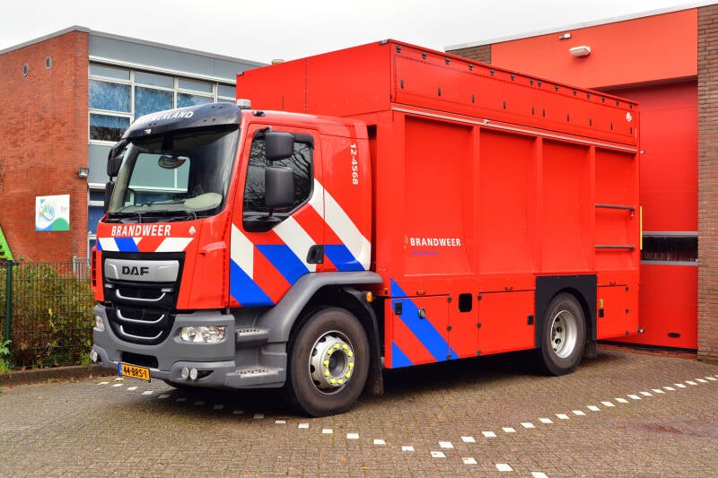 Kenteken: 44-BRS-1 Roepnummer: 12-4568 Type voertuig: SL Merk &amp; Type: DAF LF260FA390 Opbouw: IFFS-Dhollandia Bouwjaar: 2021 In dienst: 2023 Uit dienst: