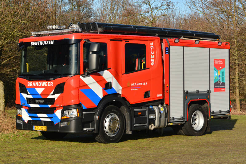 Kenteken: 45-BXG-2 Roepnummer: 16-2236 Type voertuig: TS7 LD3000 HD400 T2000 Merk &amp; Type: Scania P320B4x2NZ31L Opbouw: Kenbri-Rosenbauer Bouwjaar: 2023 In dienst: 2023 Uit dienst: