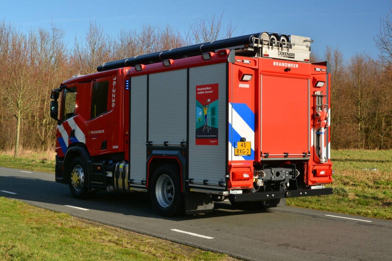 Kenteken: 45-BXG-2 Roepnummer: 16-2236 Type voertuig: TS7 LD3000 HD400 T2000 Merk &amp; Type: Scania P320B4x2NZ31L Opbouw: Kenbri-Rosenbauer Bouwjaar: 2023 In dienst: 2023 Uit dienst: