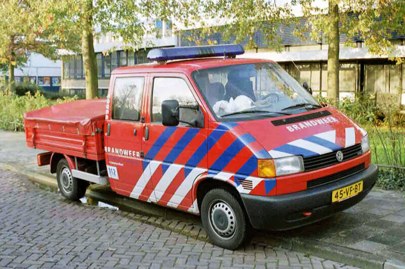 Kenteken: 45-VF-BT Roepnummer: RB43 Type voertuig: PM5 Merk &amp; Type: Volkswagen Transporter T4 Opbouw: Bouwjaar: 1999 In dienst: 1999