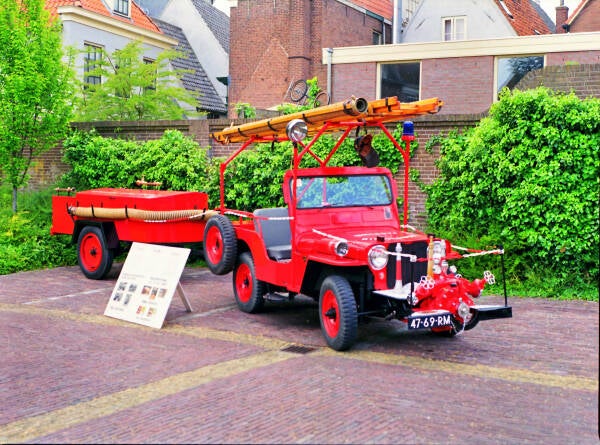 Kenteken: 47-69-RM Roepnummer: Type voertuig: AS2 LD1500 Merk &amp; Type: Willys Jeep Opbouw: Kronenburg Bouwjaar: 1942 ? In dienst: 1950 Uit dienst: 19..