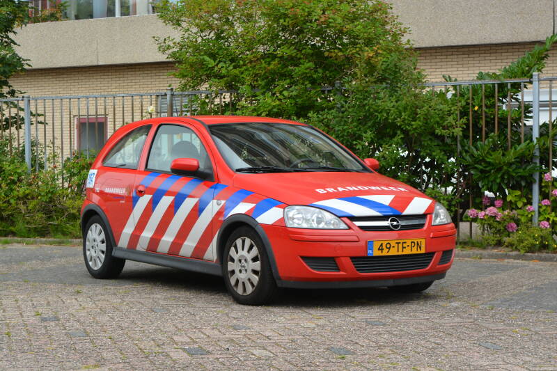 Kenteken: 49-TF-PN Roepnummer: 702 Type voertuig: DA Merk &amp; Type: Opel Corsa 1,3DT Opbouw: Bouwjaar: 2006 In dienst: 2006 Uit dienst: