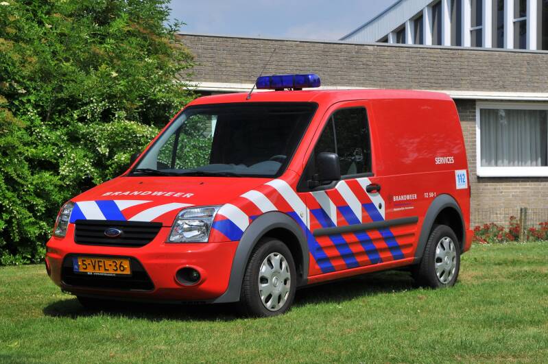 Kenteken: 5-VFL-36 Roepnummer: TZ50-1 > SERVICE Type voertuig: PM2 Merk &amp; Type: Ford Transit Connect-Van 1,8TDCi Opbouw: Bouwjaar: 2009 In dienst: 2009 Uit dienst: 2014 Standplaats: Rozenburg.  In 2012 naar afdeling Service.