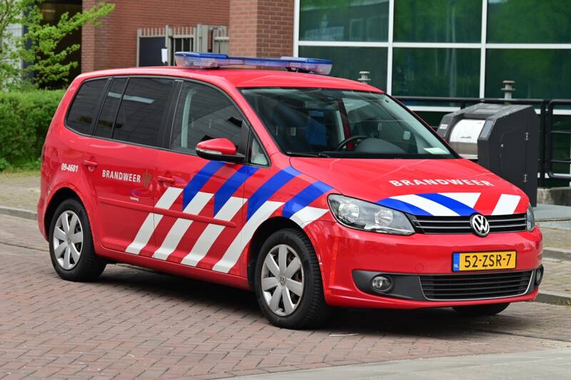 Kenteken: 52-ZSR-7 Roepnummer: 09-4601 Type voertuig: DA Merk &amp; Type: Volkswagen Touran 1,6TDi Opbouw: Bouwjaar: 2013 In dienst: 2024 Uit dienst: Standplaats: Utrecht - Tolsteeg. 