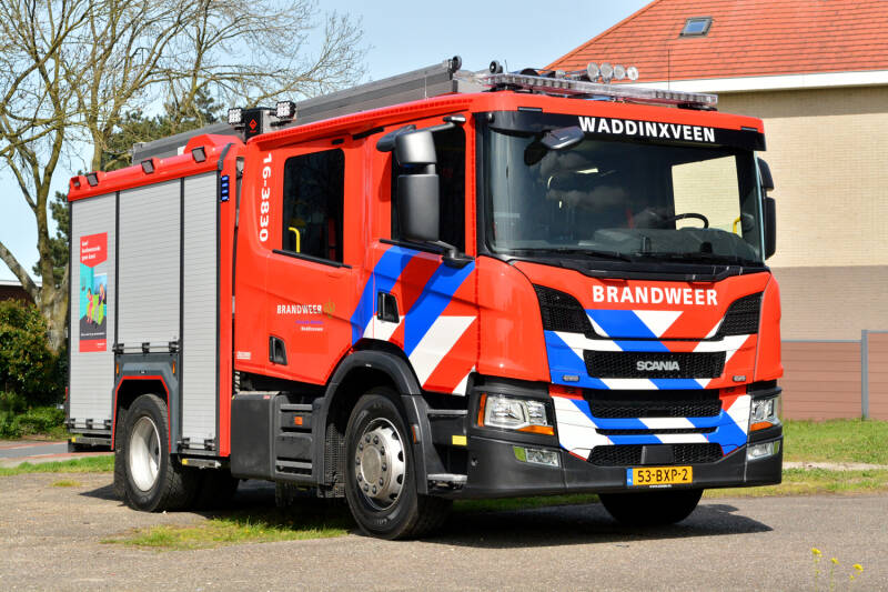 Kenteken: 53-BXP-2 Roepnummer: 16-3830 Type voertuig: TS7 LD3000 HD400 T2000 Merk &amp; Type: Scania P320B4x2NZ31L Opbouw: Kenbri-Rosenbauer Bouwjaar: 2024 In dienst: 2024 Uit dienst:
