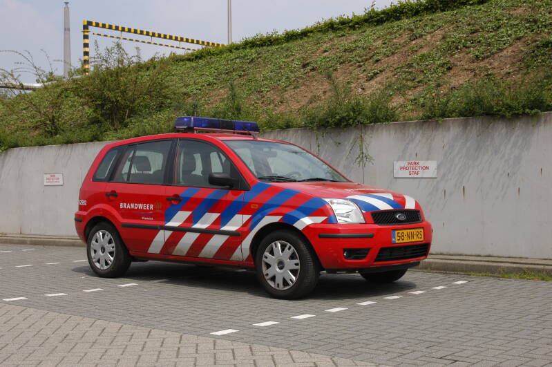 Kenteken: 58-NN-RS Roepnummer: 92-592 Type voertuig: DA Merk &amp; Type: Ford Fusion 1.4i Opbouw: Bouwjaar: 2004 In dienst: 2004 Uit dienst: 2010 Standplaats: Geleen