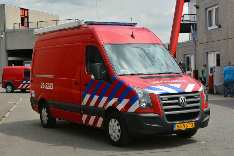 Kenteken: 58-VGT-3 Roepnummer: 25-617 > 25-8285 Type voertuig: GM2-LO Merk &amp; Type: Volkswagen Crafter 35-Bestel 2,5TDi Opbouw: Bouwjaar: 2007 In dienst: 2007 Uit dienst: 2016. 