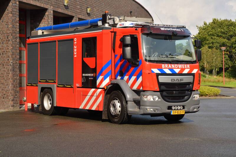 Kenteken: 59-BJS-9 Roepnummer: 01-2931 Type voertuig: TS7 LD3250 HD250 T2000 Merk &amp; Type: DAF LF310FA Opbouw: Touw-Godiva Bouwjaar: 2017 In dienst: 2017 Uit dienst: