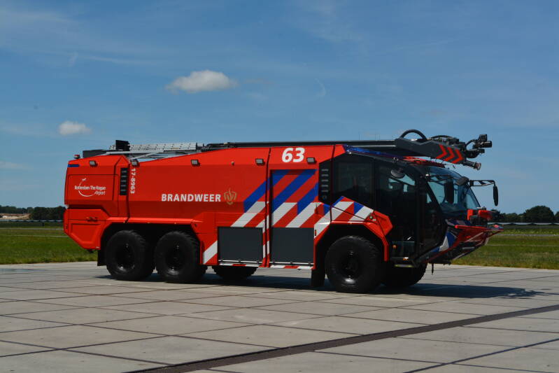 Kenteken: Roepnummer: 63 / 17-8963 Type voertuig: CT4 LD9000 T10000/1200 P250 Merk &amp; Type: Rosenbauer [New Panther] 6x6 Opbouw: Rosenbauer Bouwjaar: 2020 In dienst: 2020 Uit dienst:
