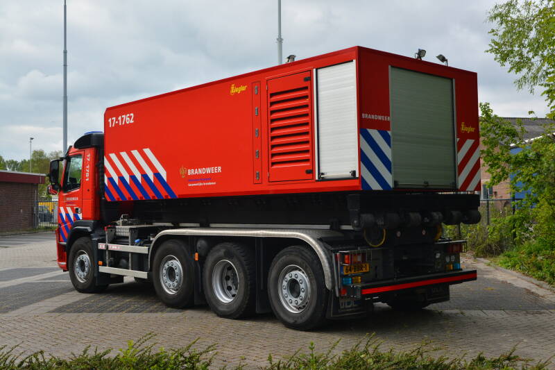 Kenteken: 64-BBR-1 Roepnummer: HA59-1 > 17-1781 Type voertuig: HA Merk &amp; Type: Volvo FM.330(8x2) Opbouw: VDL Bouwjaar: 2013 In dienst: 2013 Uit dienst:. Standplaats: Rozenburg