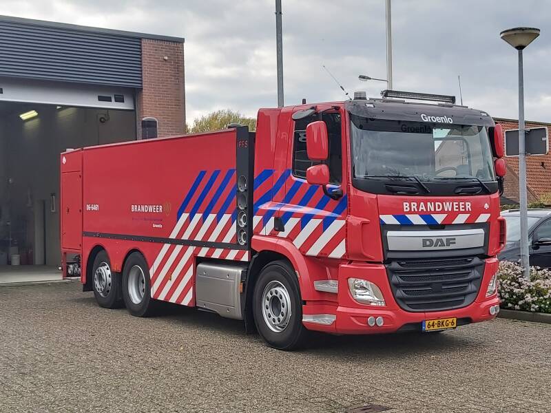 Kenteken: 64-BKG-6 Roepnummer: 06-9261 > 06-6461 Type voertuig: WT-G (LD3000 T15600) Merk &amp; Type: DAF CF370FAN520 Opbouw: IFFS-deBurgh-Schlingmann Bouwjaar: 2017 In dienst: 2018 Uit dienst: