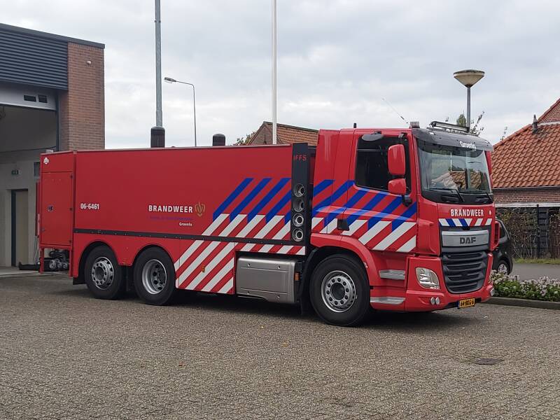 Kenteken: 64-BKG-6 Roepnummer: 06-9261 > 06-6461 Type voertuig: WT-G (LD3000 T15600) Merk &amp; Type: DAF CF370FAN520 Opbouw: IFFS-deBurgh-Schlingmann Bouwjaar: 2017 In dienst: 2018 Uit dienst: