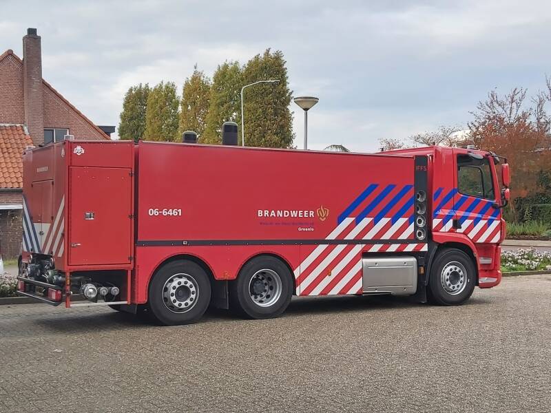 Kenteken: 64-BKG-6 Roepnummer: 06-9261 > 06-6461 Type voertuig: WT-G (LD3000 T15600) Merk &amp; Type: DAF CF370FAN520 Opbouw: IFFS-deBurgh-Schlingmann Bouwjaar: 2017 In dienst: 2018 Uit dienst: