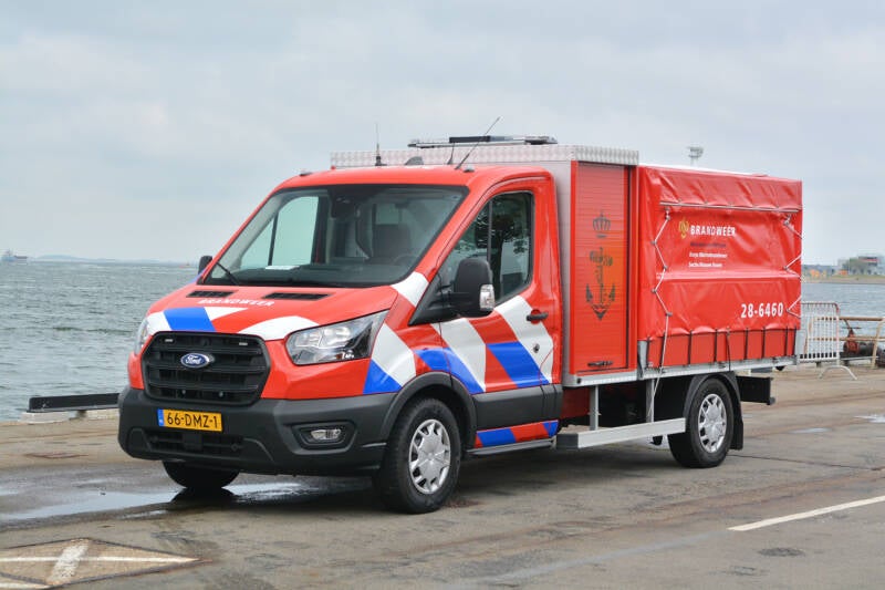 Kenteken: 66-DMZ-1 Roepnummer: 28-6460 Type voertuig: CB Merk &amp; Type: Ford Transit 350-2,0TDCi Opbouw: CobraCutter Bouwjaar: 2023 In dienst: 2023 Uit dienst: