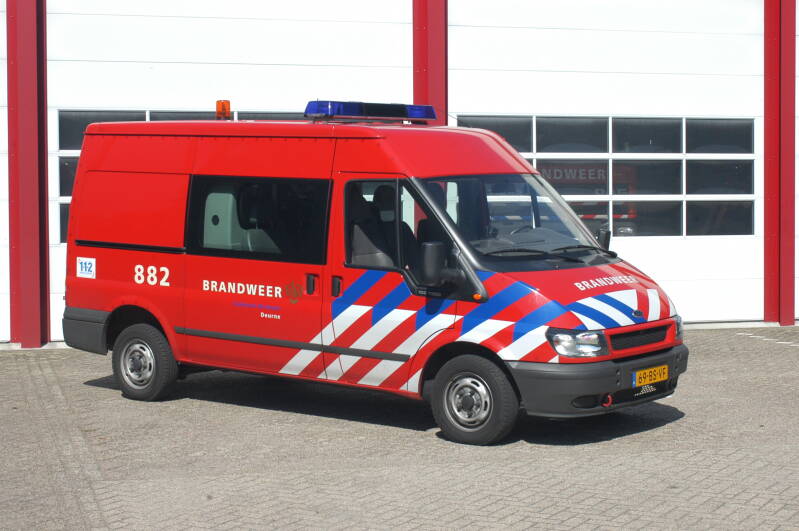 Kenteken: 69-BS-VF Roepnummer: 81-882 > 22-1981 Type voertuig: PM6 Merk &amp; Type: Ford Transit 100T300 Opbouw: Bouwjaar: 2005 In dienst: 2005 Uit dienst: 2015