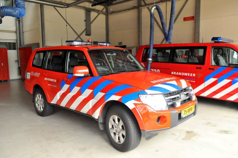 Kenteken: 75-HPB-7 Roepnummer: 15-9093 > 15-9593 Type voertuig: DA-OVD Merk &amp; Type: Mitsubishi Pajero 3,2TDi Opbouw: Bouwjaar: 2010 In dienst: 2010 Uit dienst: 2018 Standplaats: den Haag - Loosduinen