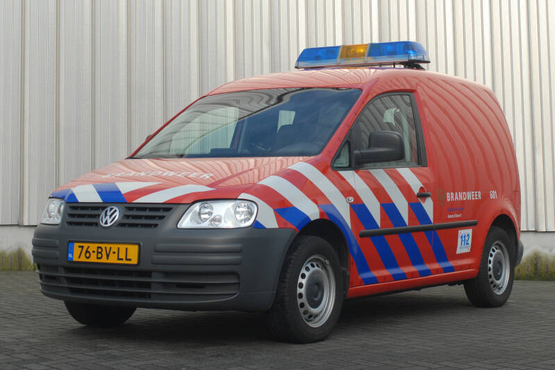 Kenteken: 76-BV-LL Roepnummer: 46-681  Type voertuig: DV Merk &amp; Type: Volkswagen Caddy-Bestel 1,9SDi Opbouw: Bouwjaar: 2005 In dienst: 2005 Uit dienst: 2014.Opmerkingen: Ombouw naar regio, DA-TBO (Team Brand Onderzoek)  