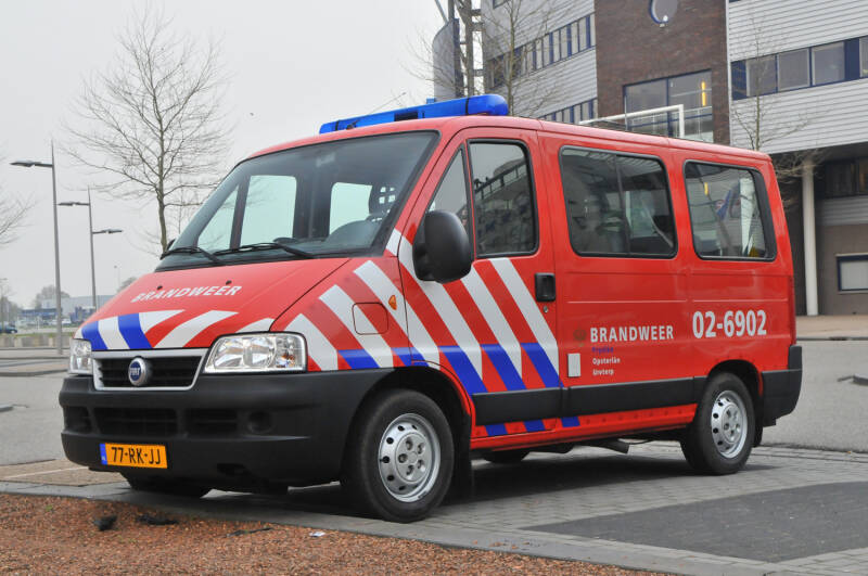 Kenteken: 77-RK-JJ Roepnummer: 02-6902 Type voertuig: DB Merk &amp; Type: Fiat Ducato 2,3JTD Opbouw: Bouwjaar: 2005 In dienst: 2005 Uit dienst: 2020