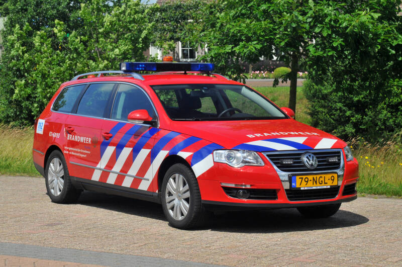 Kenteken: 79-NGL-9 Roepnummer: 02-6893 Type voertuig: DA-OVD Merk &amp; Type: Volkswagen Passat 2,0TDi Opbouw: Visser Bouwjaar: 2010 In dienst: 2010 Uit dienst: 2014. Naar brandweer Sneek.