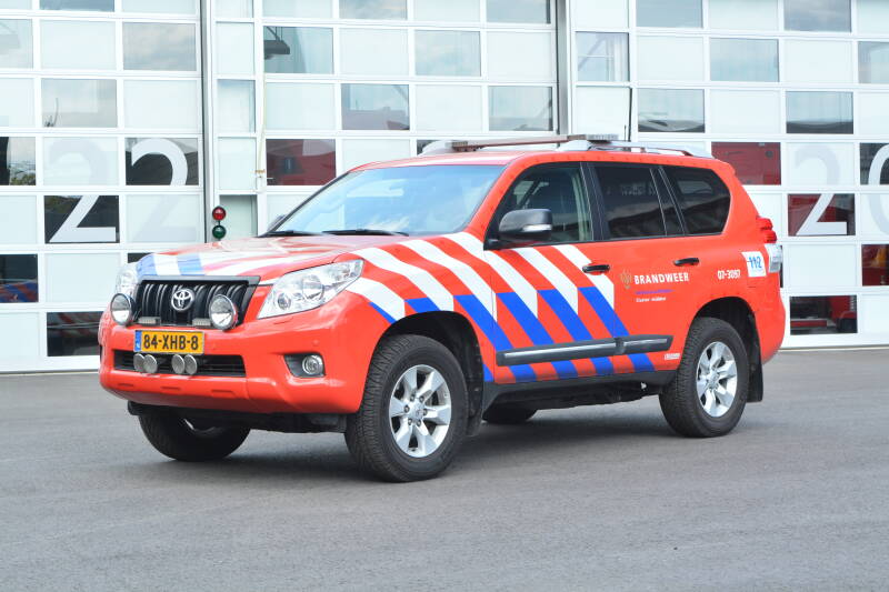 Kenteken: 84-XHB-8  Roepnummer: 07-3097 Type voertuig: DAT-OVD Merk &amp; Type: Toyota Land Cruiser 150-series 3,0D Opbouw: Kenbri Bouwjaar: 2012 In dienst: 2015 Uit dienst: 2020. Afkomstig van Arnhem