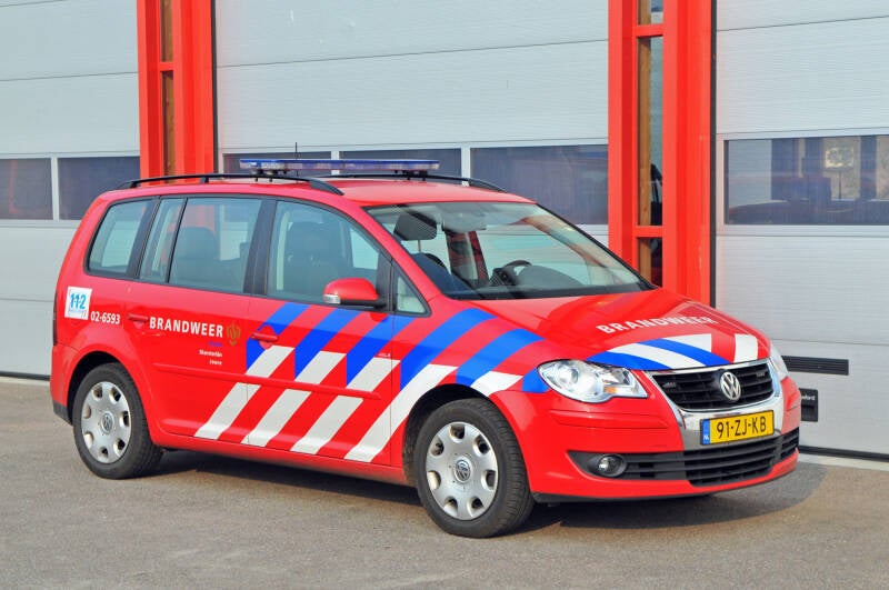 Kenteken: 91-ZJ-KB Roepnummer: OD-HSL > 02-6593 Type voertuig: DA-OVD Merk &amp; Type: Volkswagen Touran 1,9TDi Opbouw: HDS Bouwjaar: 2007 In dienst: 2007 Uit dienst: 2019.  Tbv OVD Heerenveen - Skarsterlân - Lemsterland. Naar Bolsward