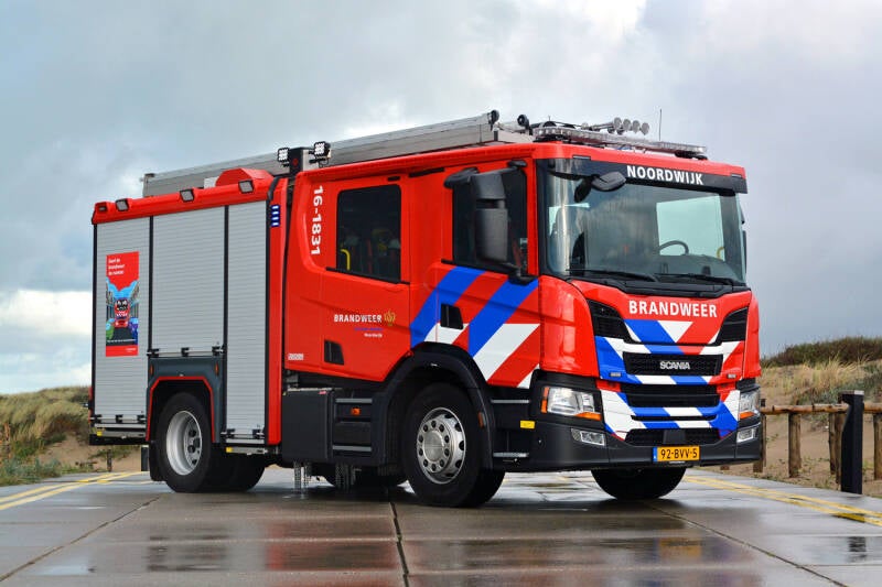 Kenteken 92-BVV-5 Roepnummer 16-81311. Type voertuig: TS7 LD3000 HD400 T2000 Merk &amp; Type: Scania P320B4x2NZ31L Opbouw: Kenbri-Rosenbauer Bouwjaar: 2023 In dienst: 2023 Uit dienst:... . 