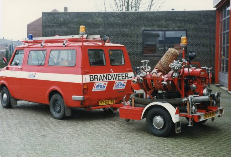 Kenteken: 92-DB-34 Roepnummer: PM 431 Type voertuig: PM Merk &amp; Type: Bedford CF 250 Opbouw: Bouwjaar: 1978 In dienst: 1978 Uit dienst: 1991