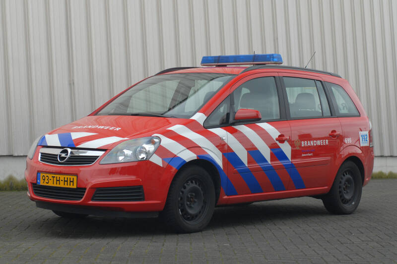 Kenteken: 93-TH-HH Roepnummer: 46-695  Type voertuig: DA Merk &amp; Type: Opel Zafira 1,9D Opbouw: Bouwjaar: 2006 In dienst: 2006 Uit dienst: 2020
