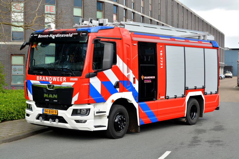 Kenteken: 94-BVR-9 Roepnummer: 18-7731 Type voertuig: TS7 LD3000 HD250 T2400 Merk &amp; Type: MAN 15.290BF[TGM] Opbouw: Kenbri-Rosenbauer Bouwjaar: 2022 In dienst: 2023 Uit dienst: